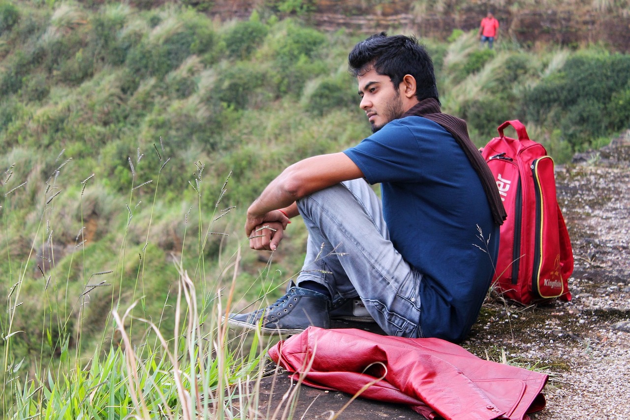 廣州港邁向世界級樞紐港的步伐加速，最新動態(tài)揭秘
