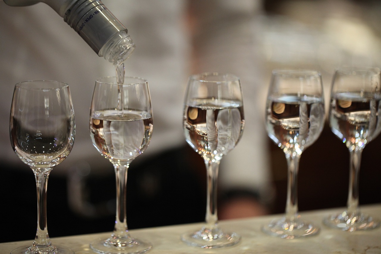 酒精最新價格動態(tài)分析與趨勢預(yù)測