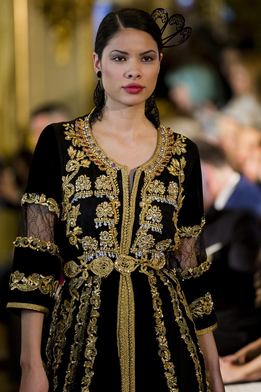 時尚風潮新寵，最新包臂裙的魅力展現