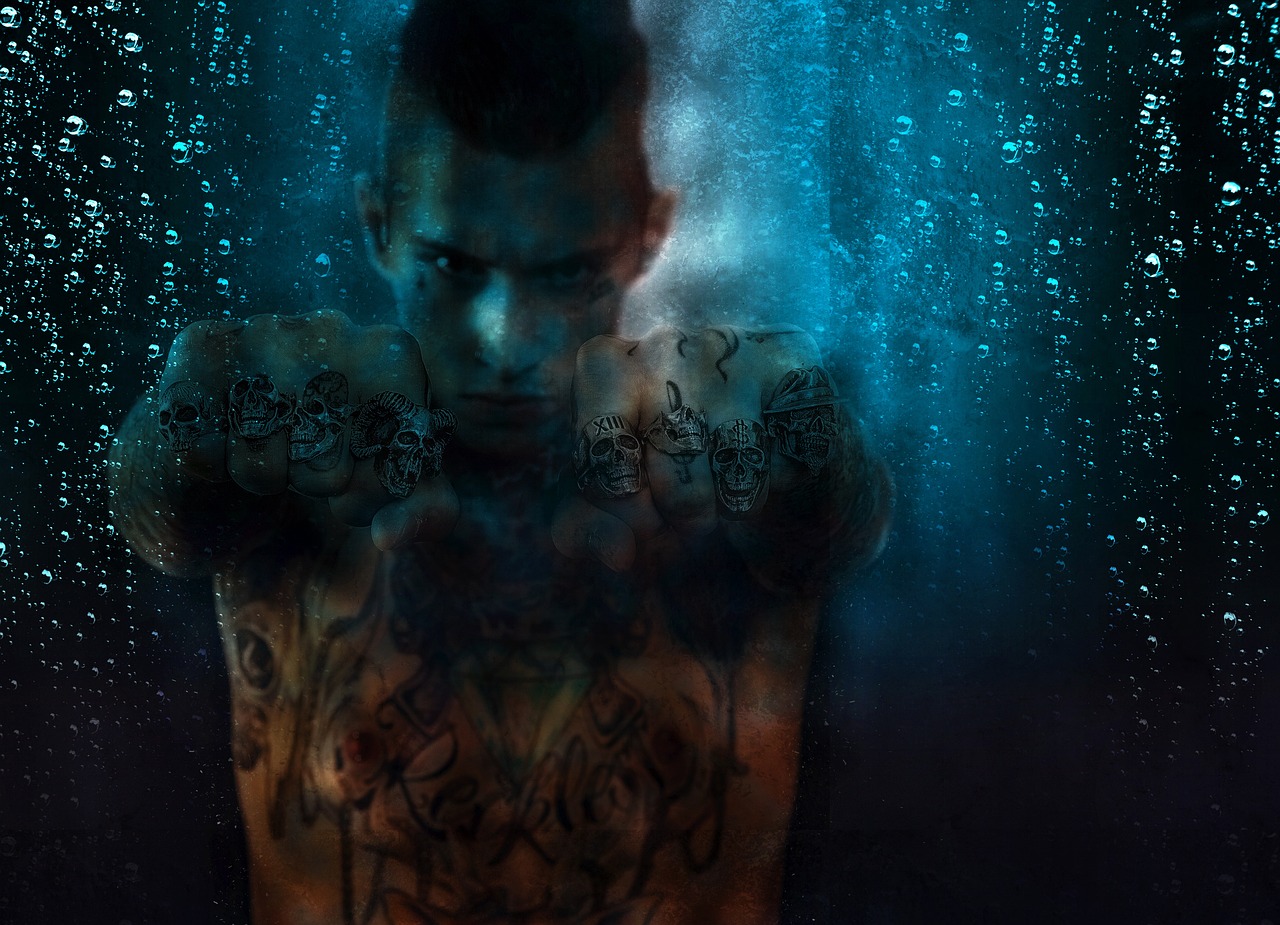 絕品邪少，江湖傳奇之旅的最新章節(jié)列表