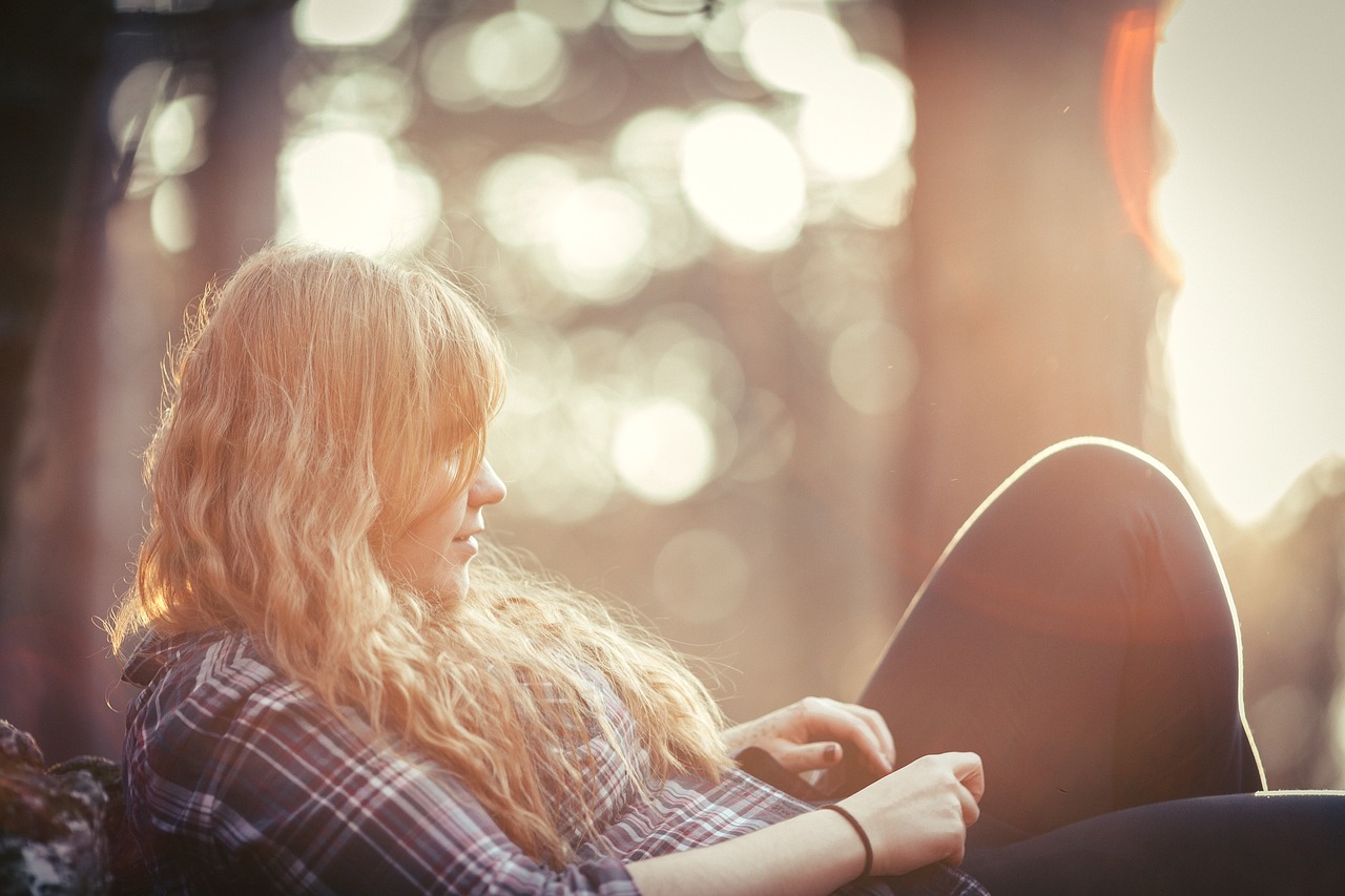 代女而嫁的蜜月風(fēng)波揭秘，涉黃問(wèn)題曝光