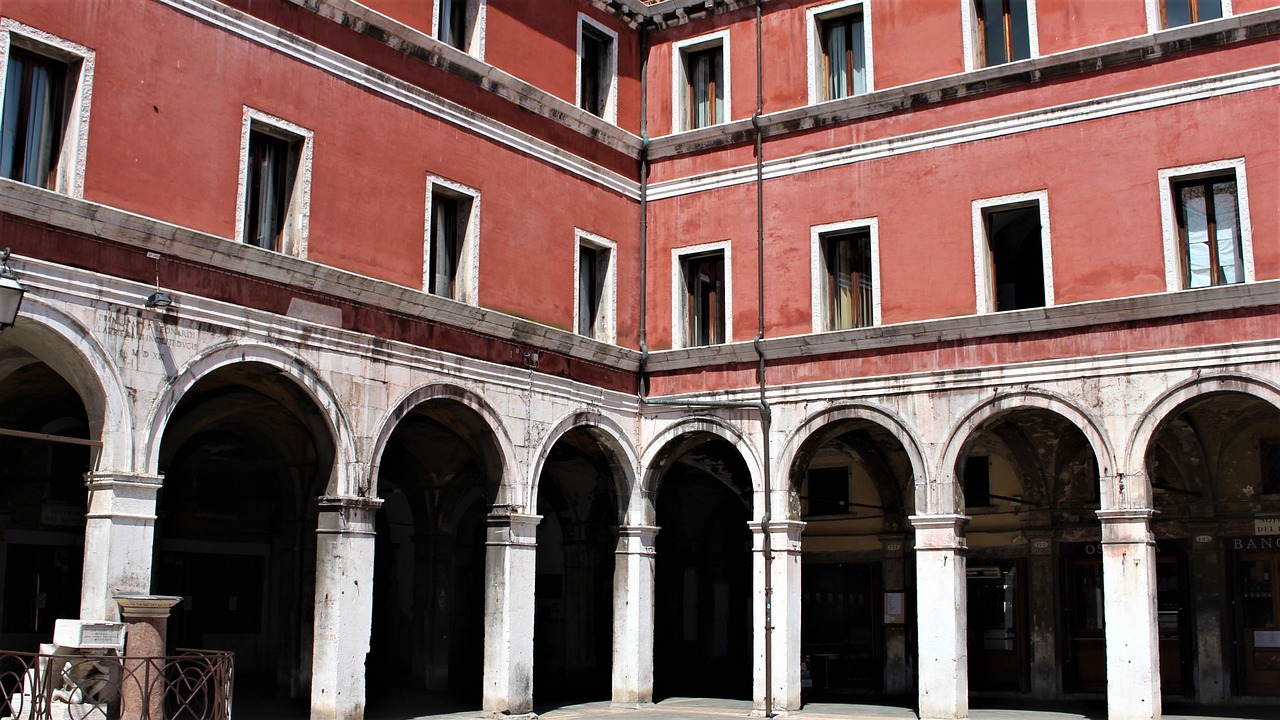 府谷縣最新房源出售，理想房地產(chǎn)投資選擇！