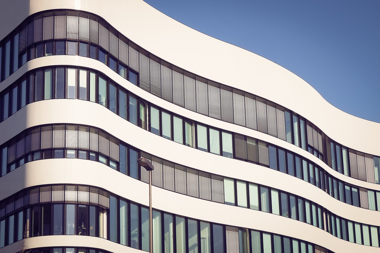 華銀城最新動(dòng)態(tài)，引領(lǐng)城市發(fā)展的新浪潮前沿力量