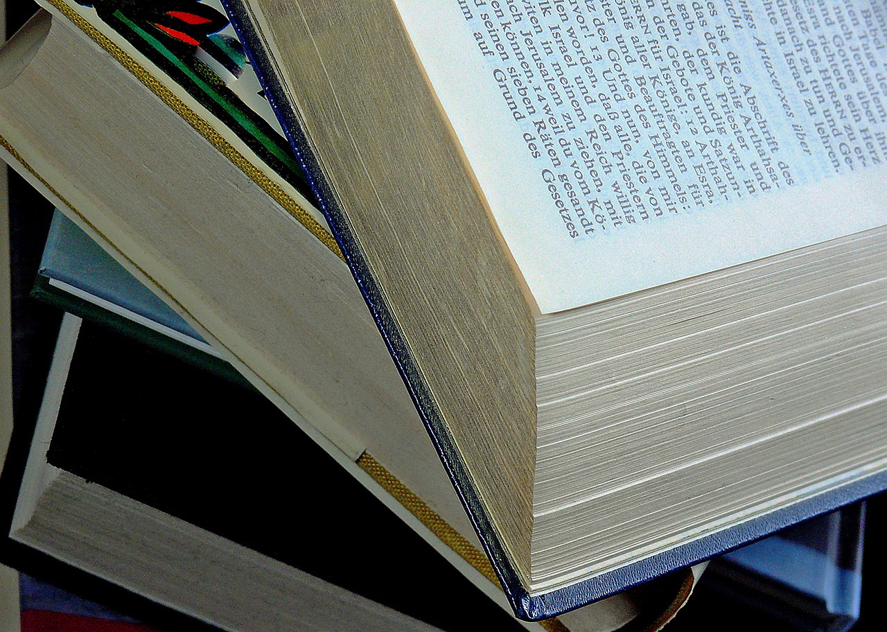 最新歷史教材，重塑歷史教育基石的必備教材