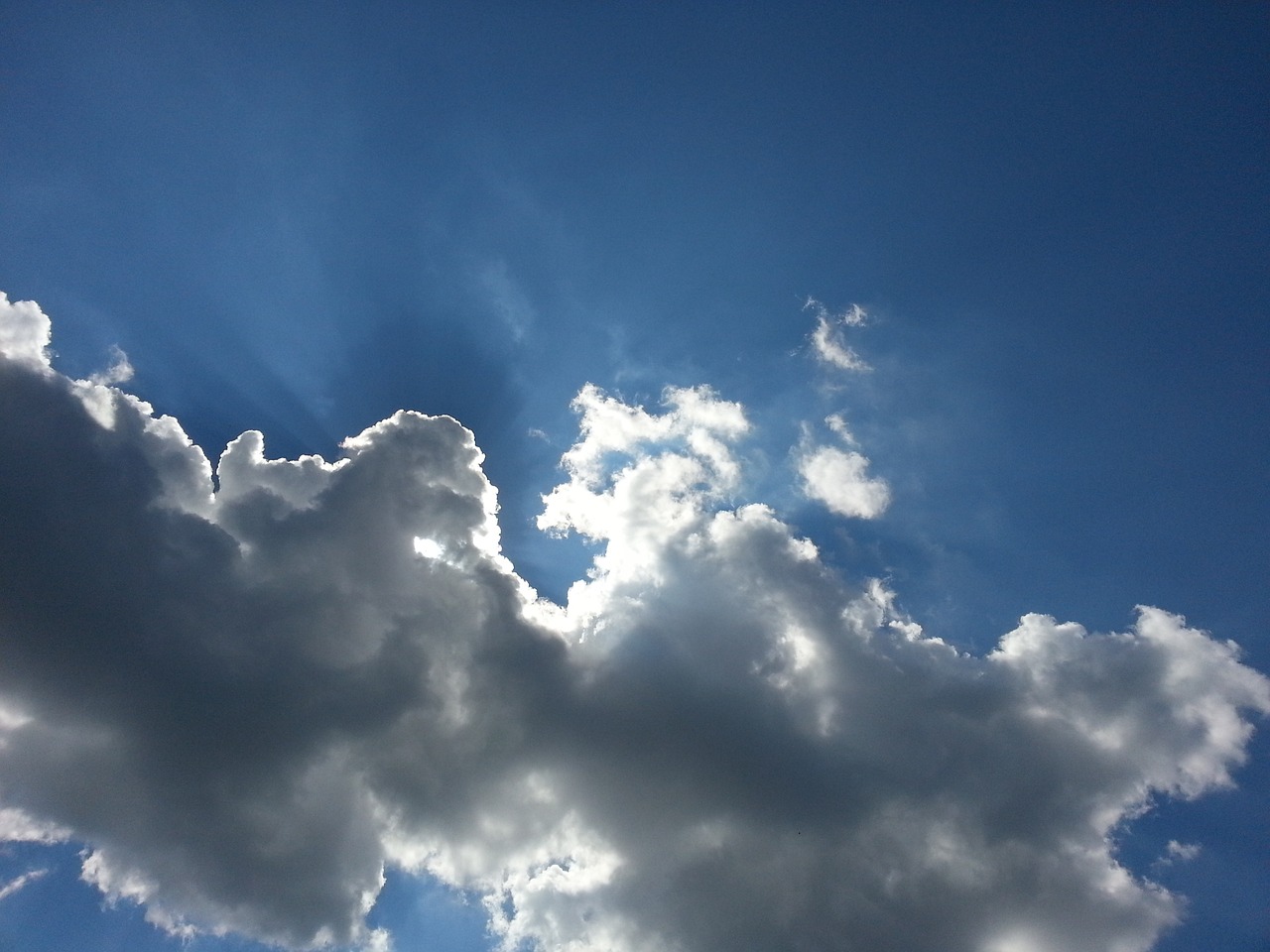 鳳慶最新新聞動態(tài)報道速遞