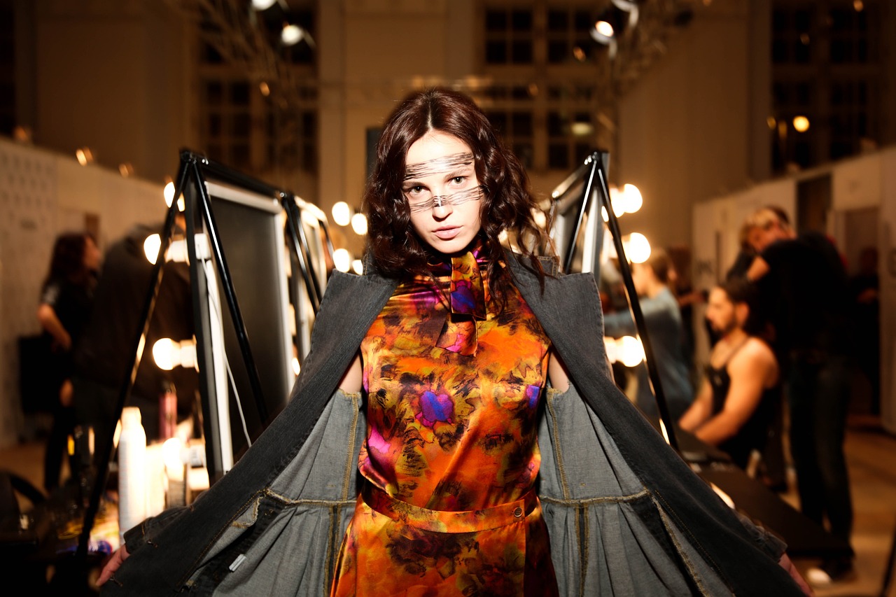 新娘最新妝容，展現(xiàn)獨(dú)特魅力，成為焦點(diǎn)新娘